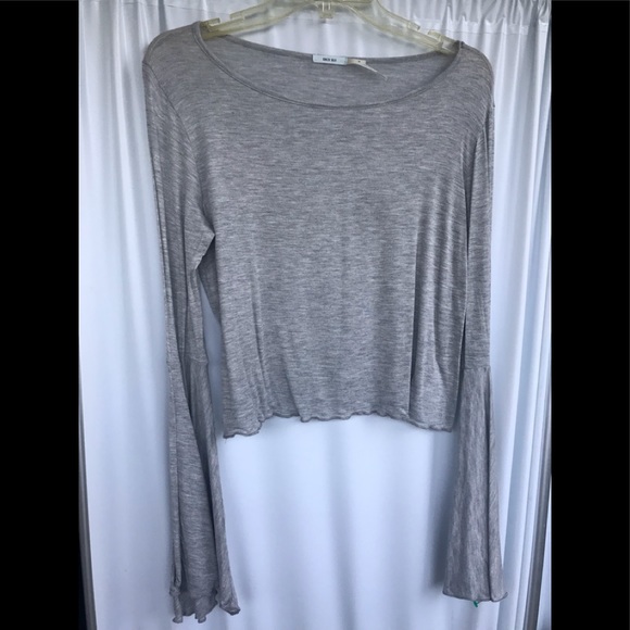 ANTHROPOLOGIE | Kimchi Blue Vera Long Bell Sleeves Boho Top - Picture 3 of 6